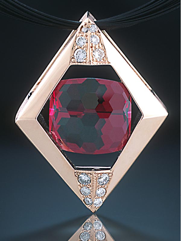Mark Diamond Jewelers award winning Gold Pendant with Cognac Zircon