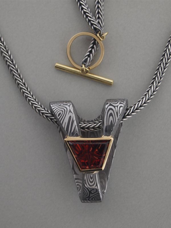 Gypsy Rose Garnet, Damascus Stainless steel and 18k yellow gold pendant