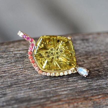 Lime Citrine Dreamscape™ cut by John Dyer & Co. in a Sapphire and Diamond Pendant designed and manufactured by Midwest Jewelers and Estate Buyers