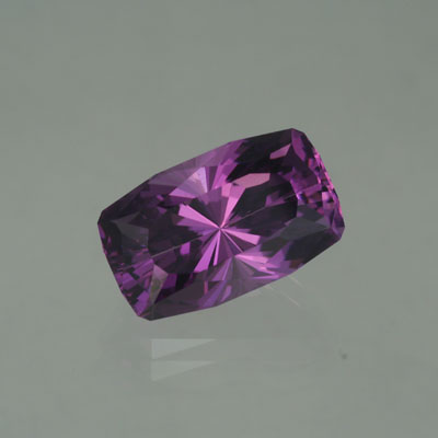  Amethyst gemstone