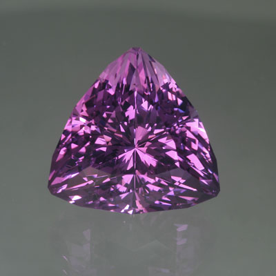  Amethyst gemstone