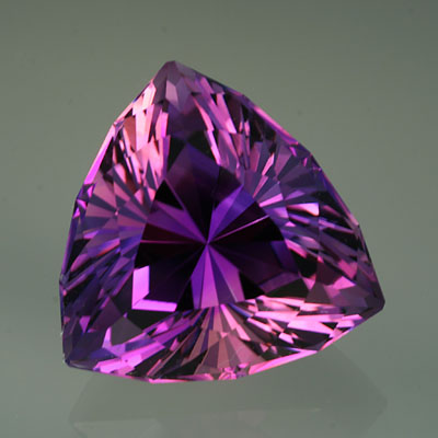  Amethyst gemstone
