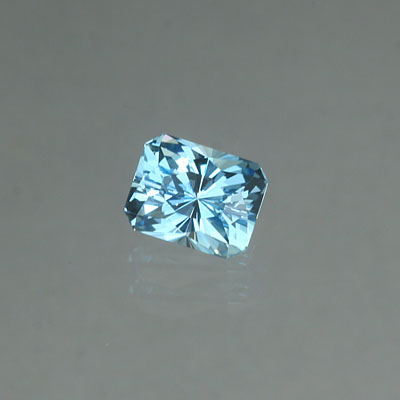  Aquamarine gemstone