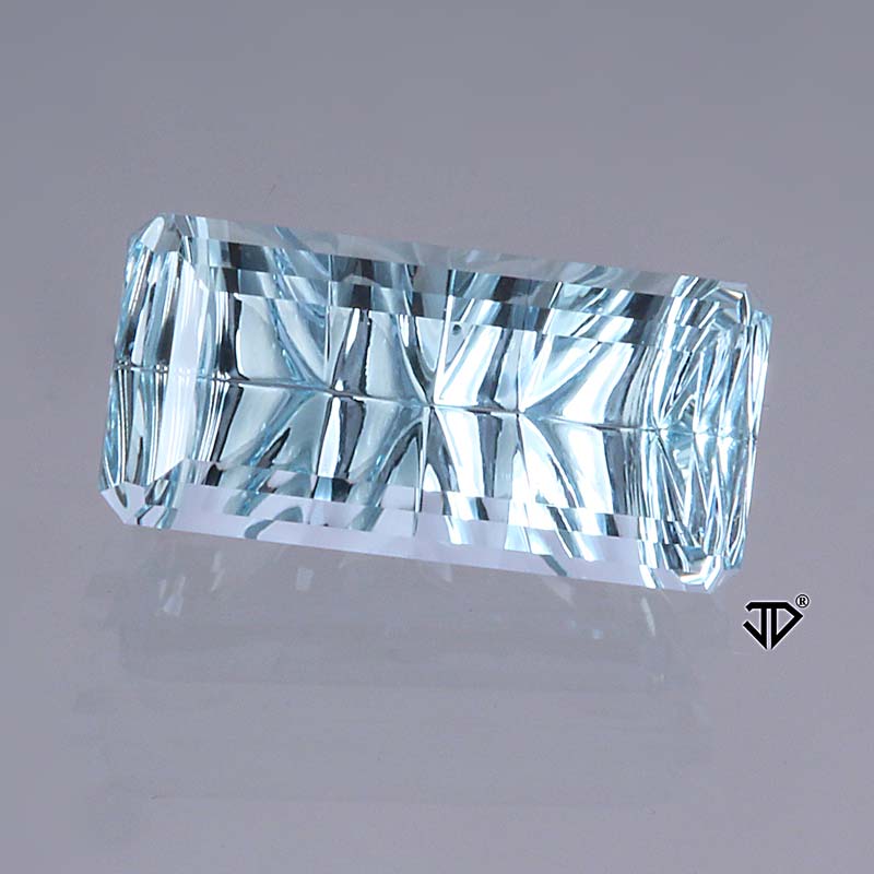 Aquamarine gemstone