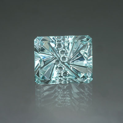  Aquamarine gemstone