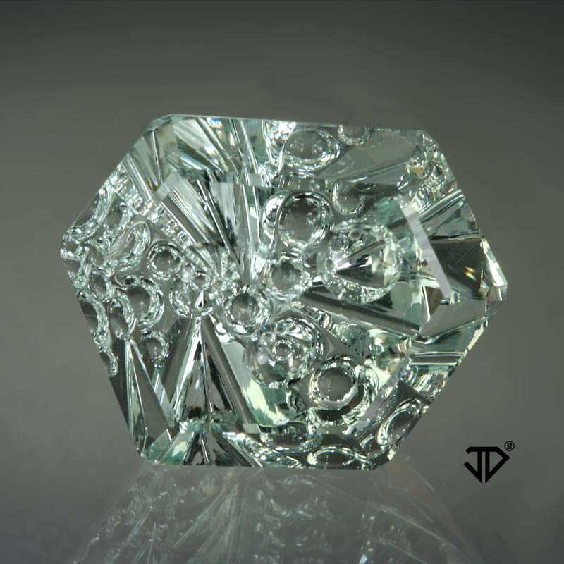 Aquamarine gemstone