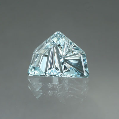  Aquamarine gemstone