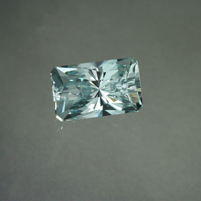  Aquamarine gemstone