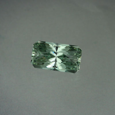  Aquamarine gemstone