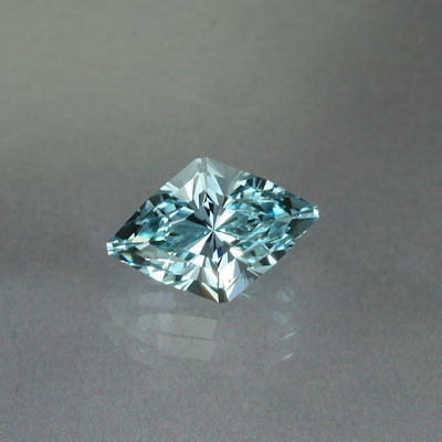  Aquamarine gemstone