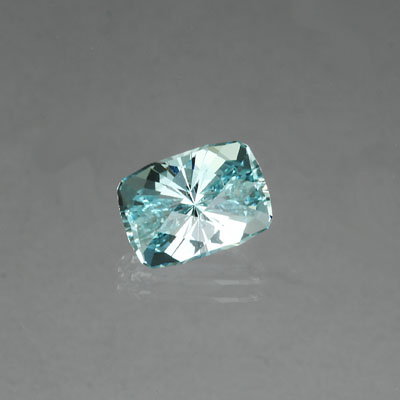  Aquamarine gemstone