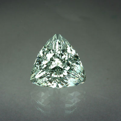  Aquamarine gemstone