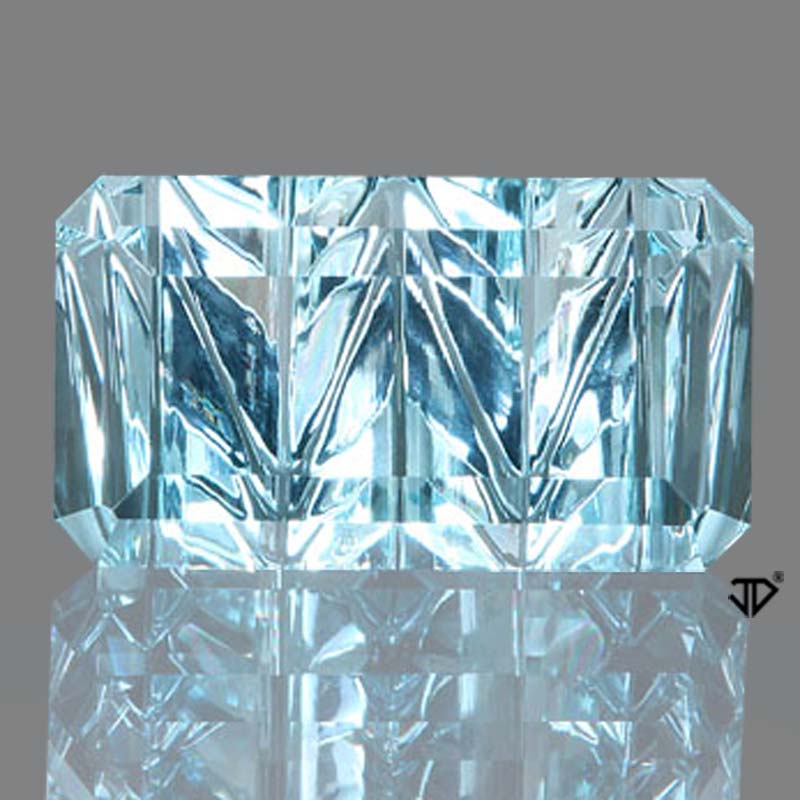 Aquamarine gemstone