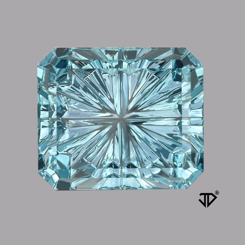 Fine Color Aquamarine gemstone
