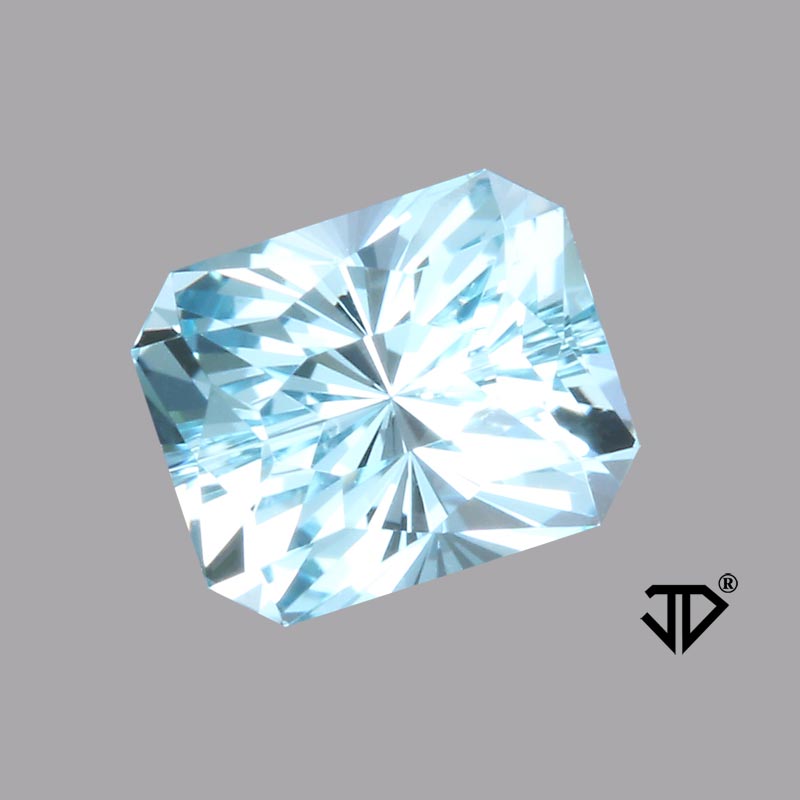 Aquamarine gemstone