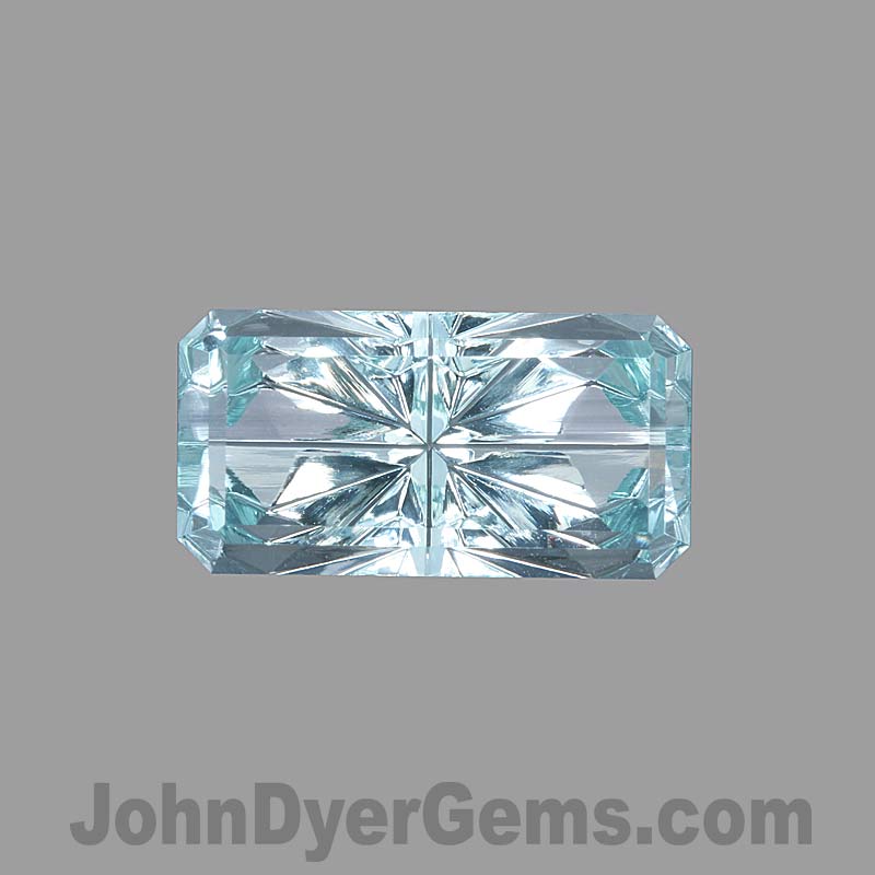  Aquamarine gemstone