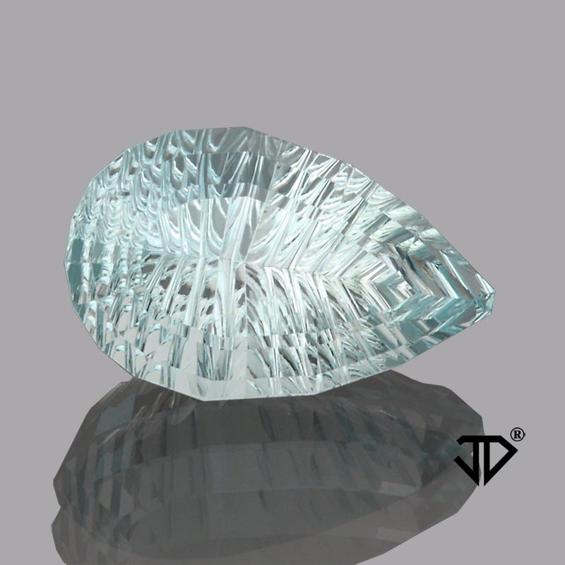  Aquamarine gemstone