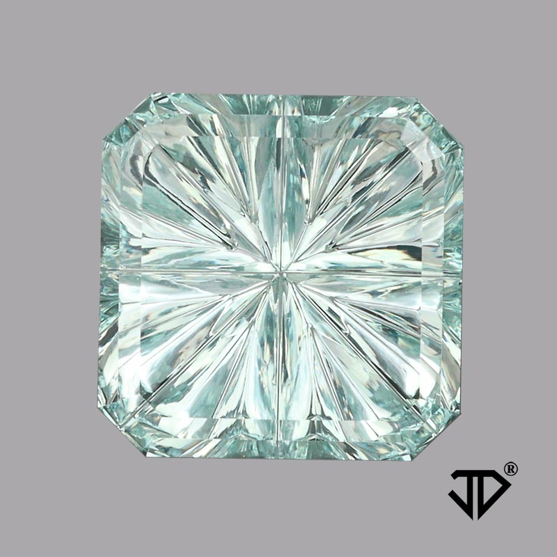  Aquamarine gemstone