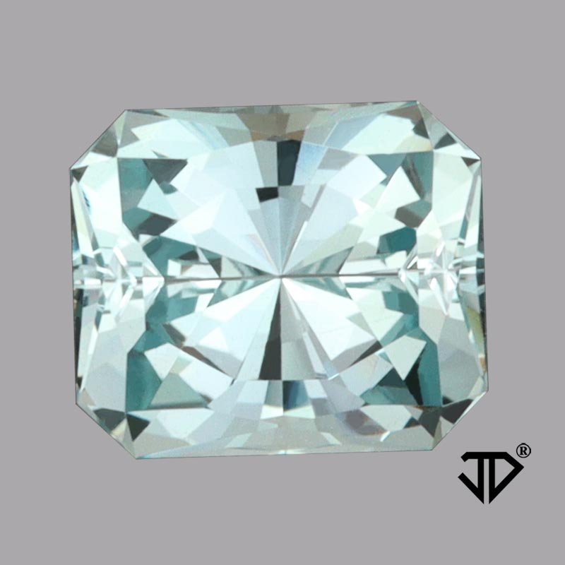 Aquamarine gemstone