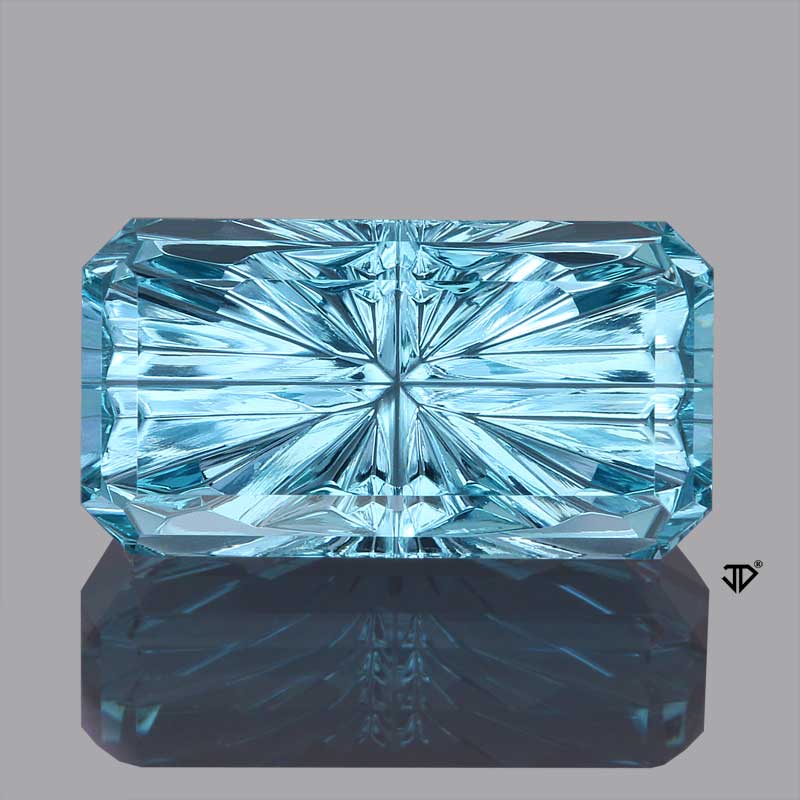 Aquamarine gemstone