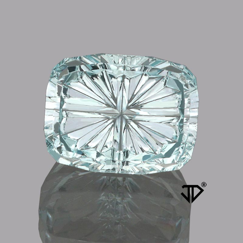  Aquamarine gemstone