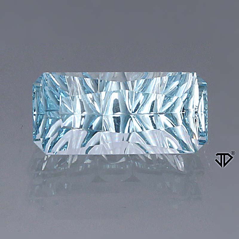 Aquamarine gemstone