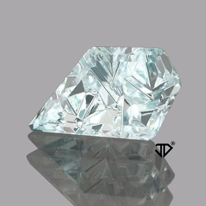  Aquamarine gemstone