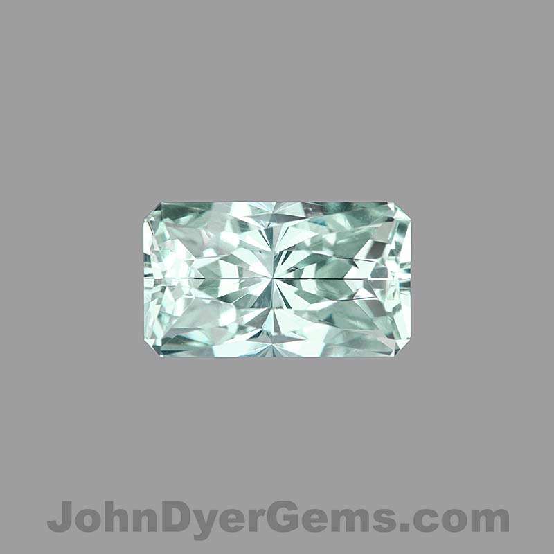  Aquamarine gemstone