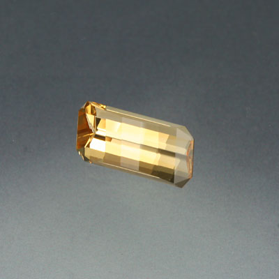  Citrine gemstone