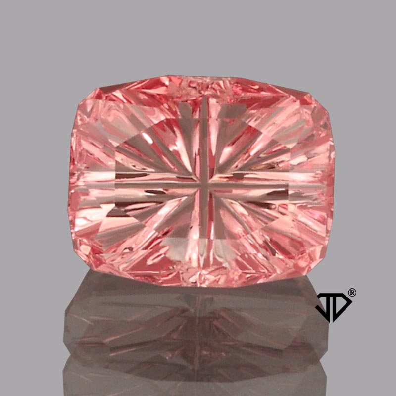  Dragon Malaya Garnet gemstone