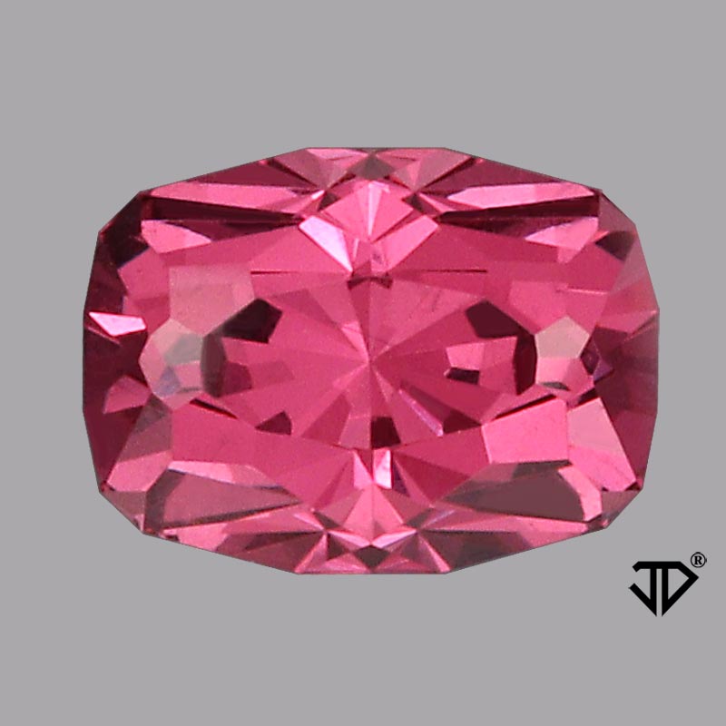 Dragon Malaya Garnet gemstone