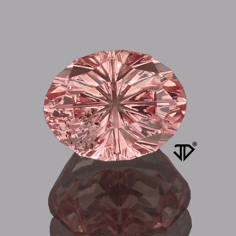 Dragon Malaya Garnet gemstone