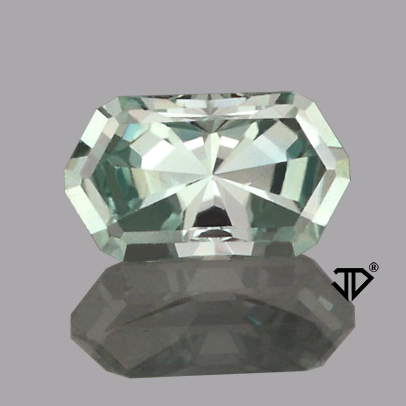 Green Montana Sapphire gemstone