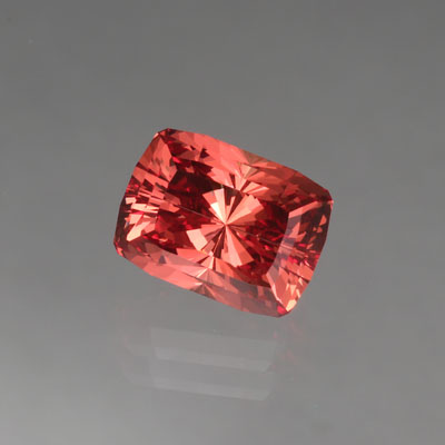  Malaya Garnet gemstone