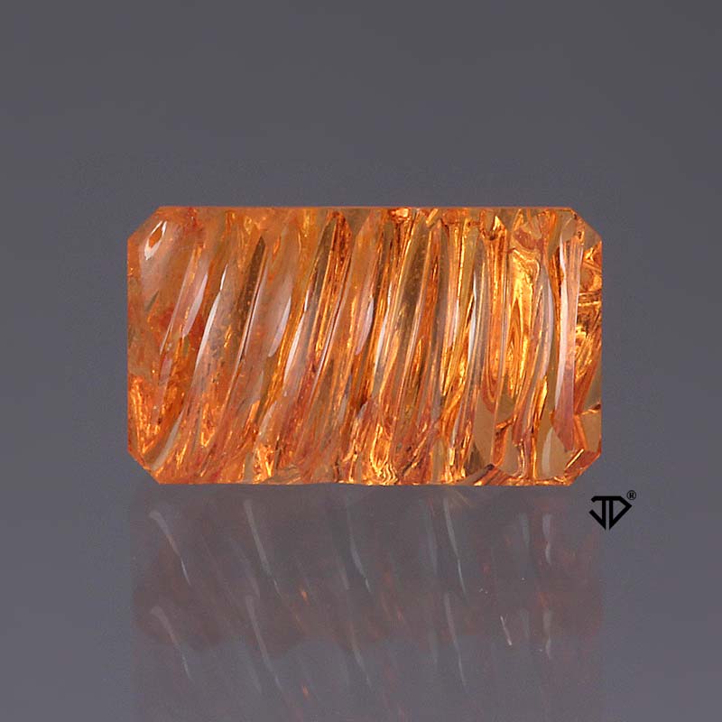  Mandarin Garnet gemstone