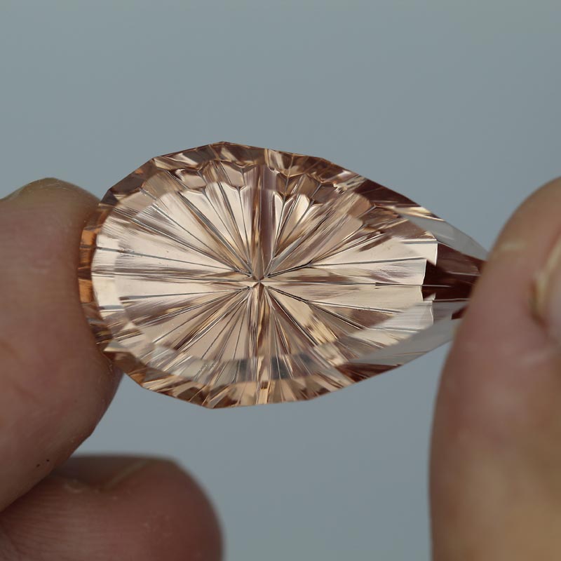  Morganite view 3