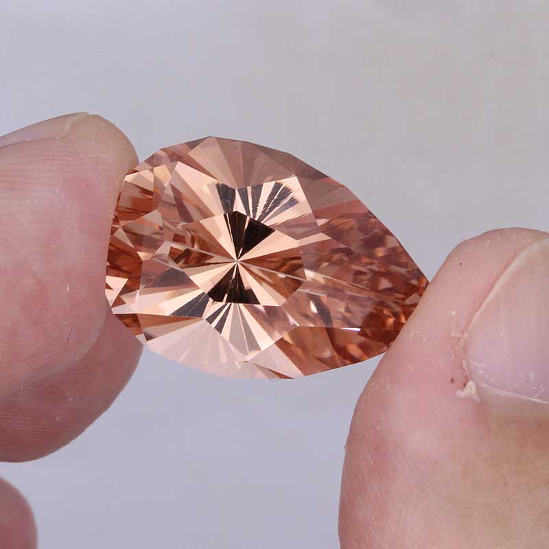 Morganite view 3
