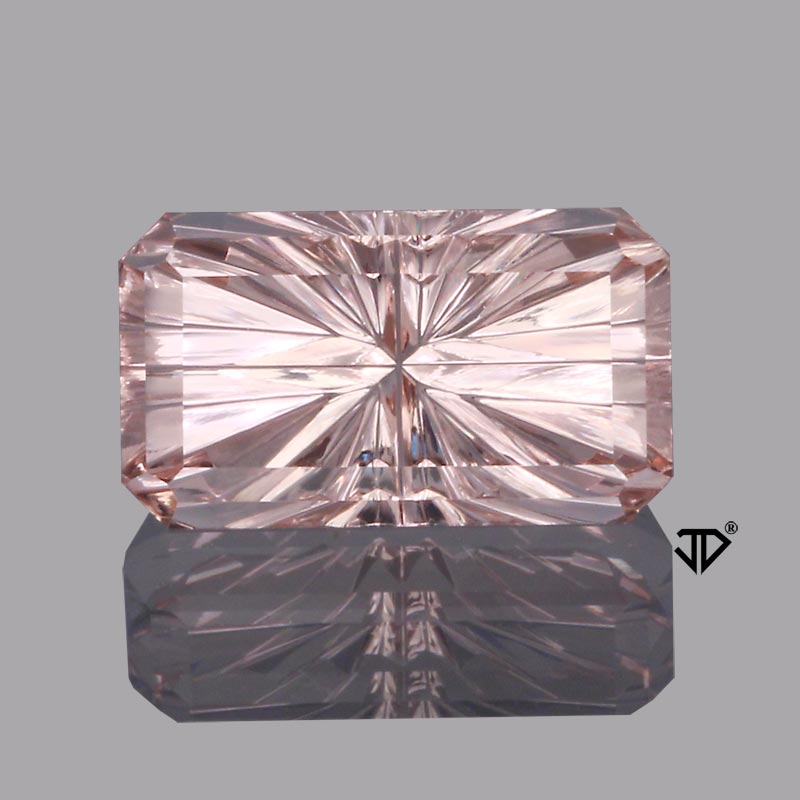  Morganite gemstone