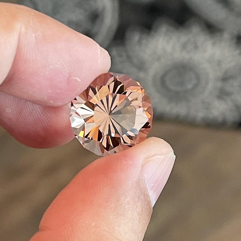 Morganite view 4
