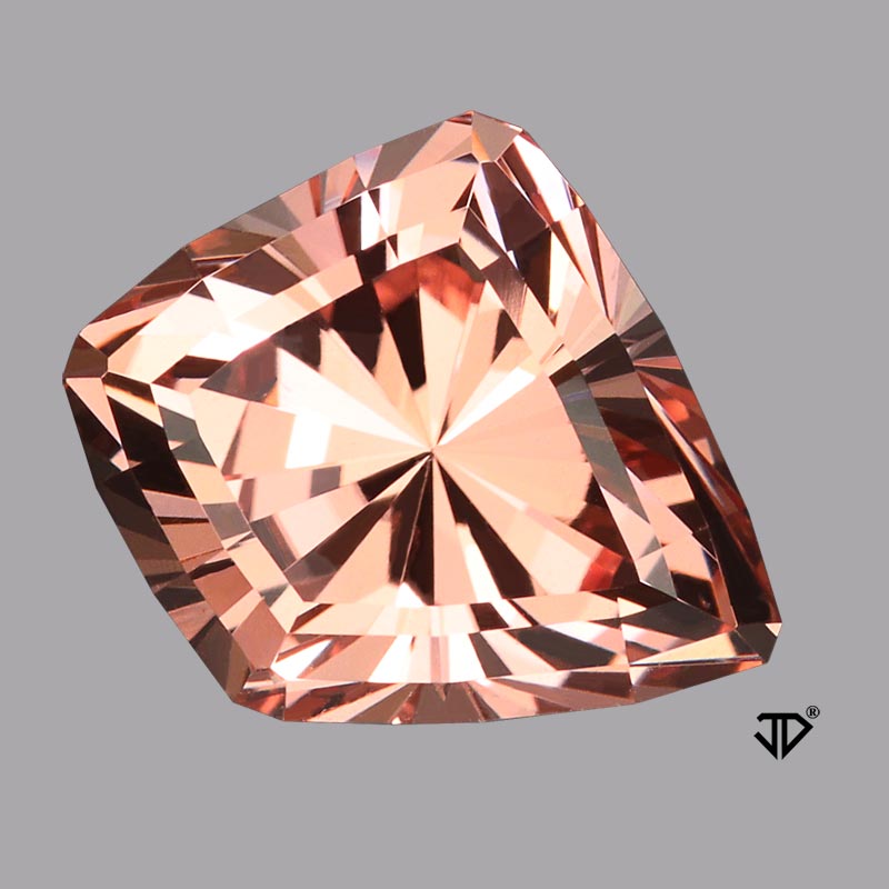 Morganite view 3