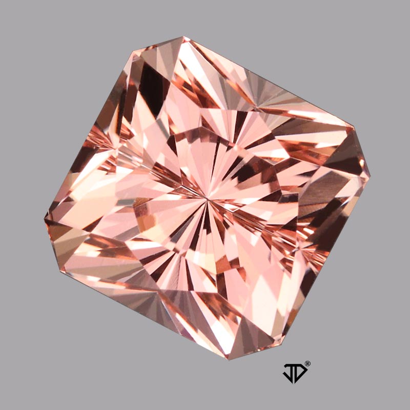  Morganite view 3