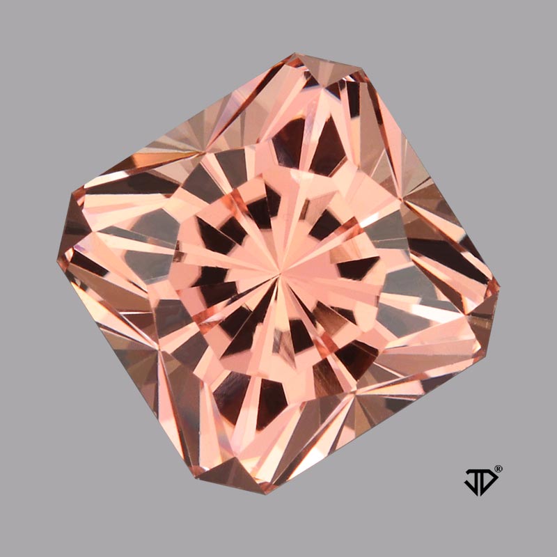 Morganite view 3