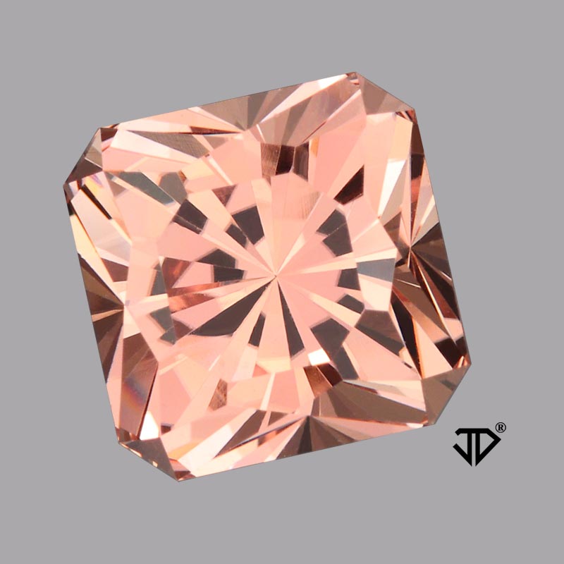 Morganite view 4