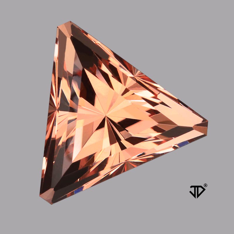 Morganite view 3