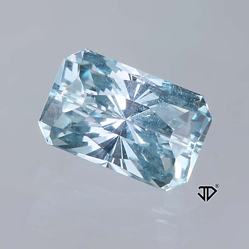 Montana Sapphire gemstone