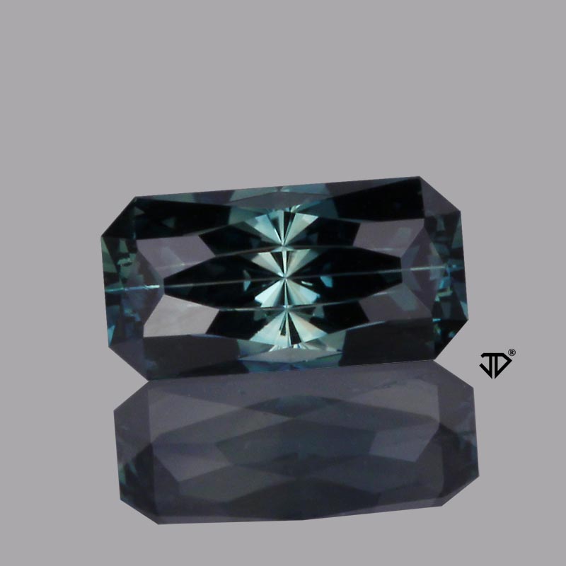 Parti Color Australian Sapphire gemstone