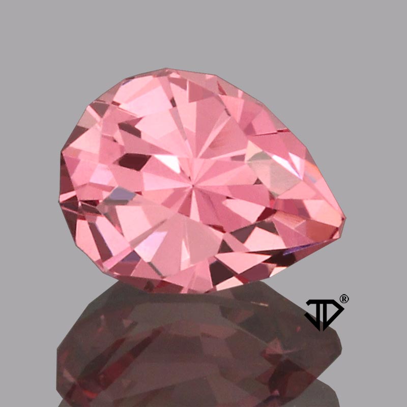  Dragon Malaya Garnet gemstone