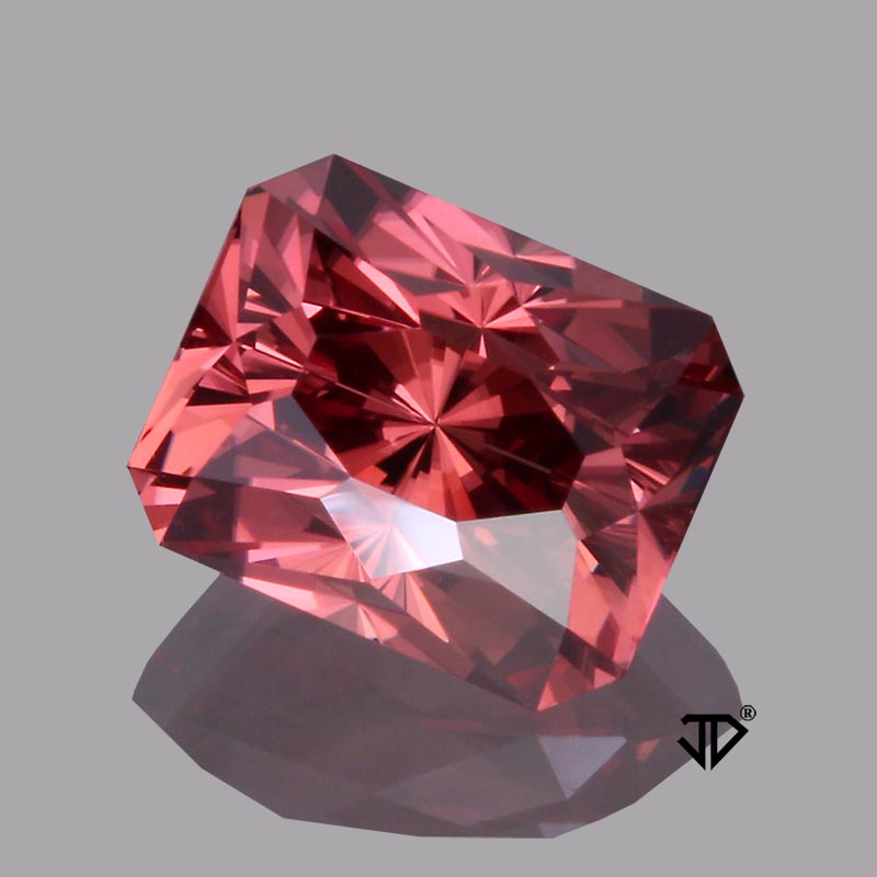 Pink / Brown Zircon gemstone