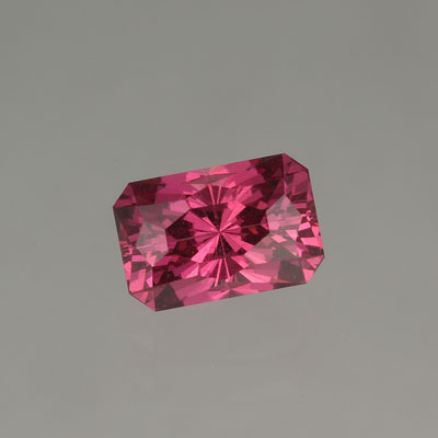 Rhodolite Garnet gemstone
