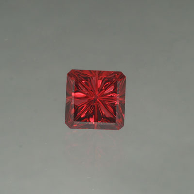  Rhodolite Garnet gemstone